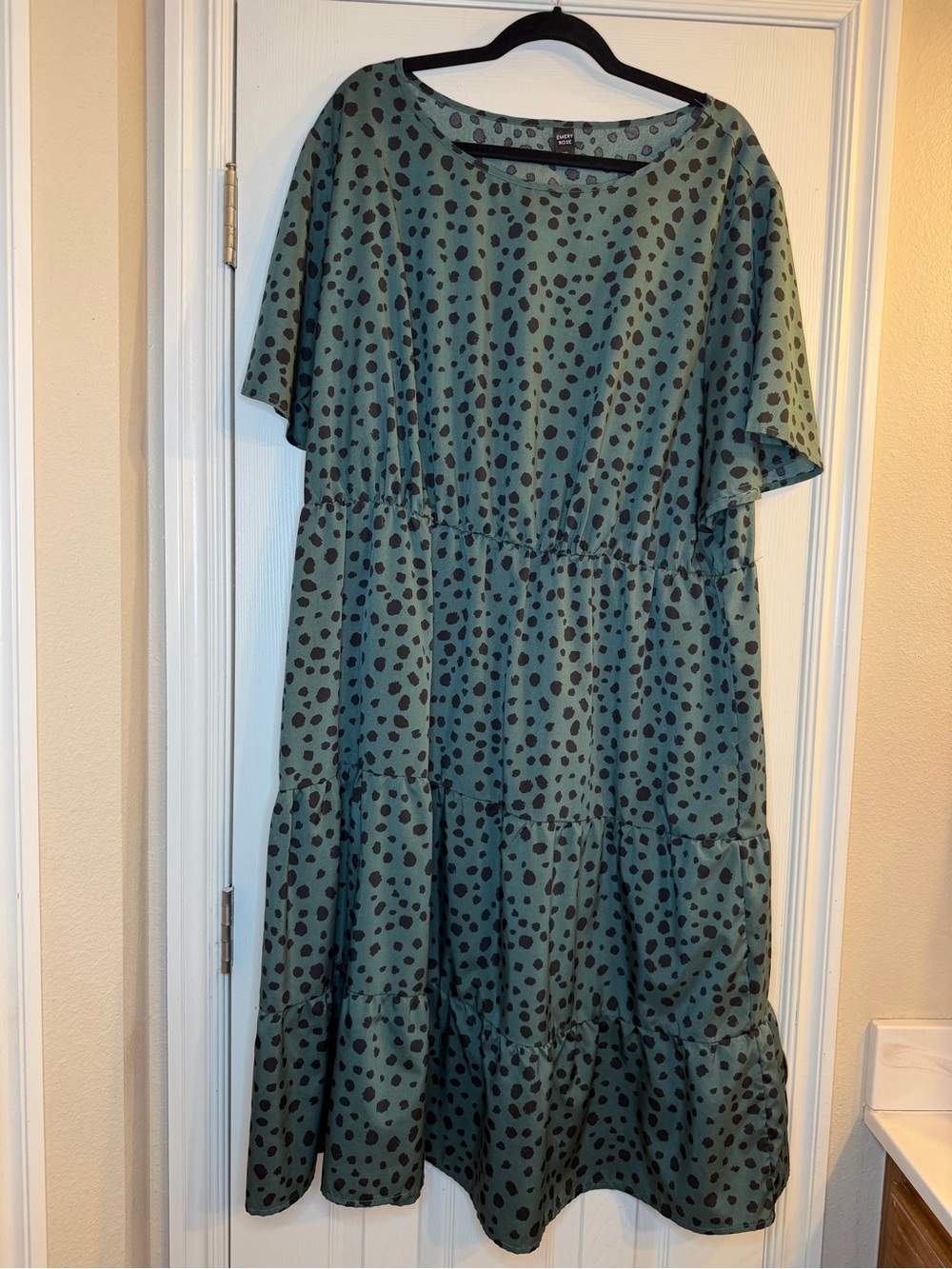 Women's Green Polka Dot Tiered Dress